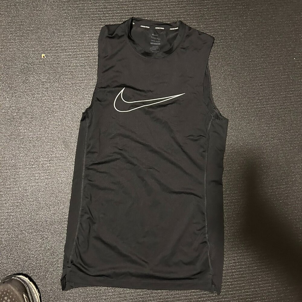 Nike Pro tank top